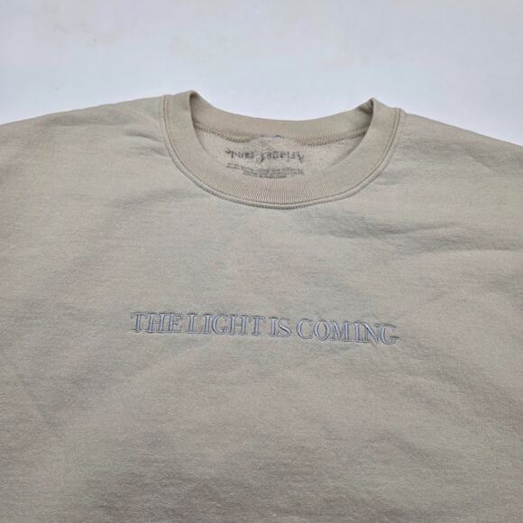 Ariana Grande The Light Is Coming Cream Sweatshirt Crewneck Adult M Stain Read - Picture 9 of 12
